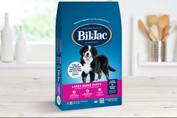 Large Breed Puppy 15 lb. Front Counter